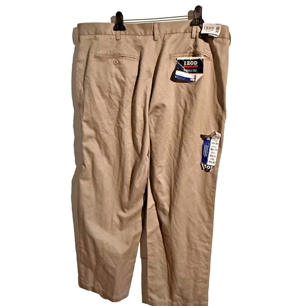 Izod American Chino Straight Mens Pants Size 40/30 NWT - Picture 4 of 5